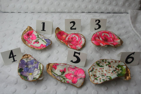 Oyster Trinket Dish (Pink Flowers 3)