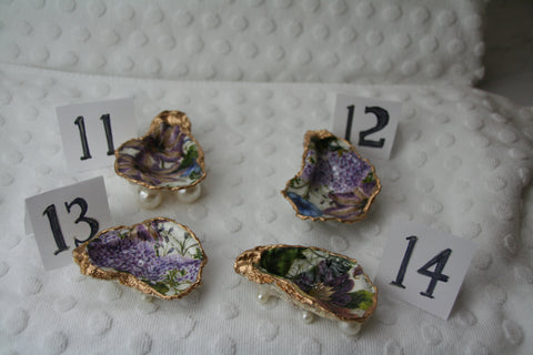 Oyster Trinket Dish (Purple Flower)